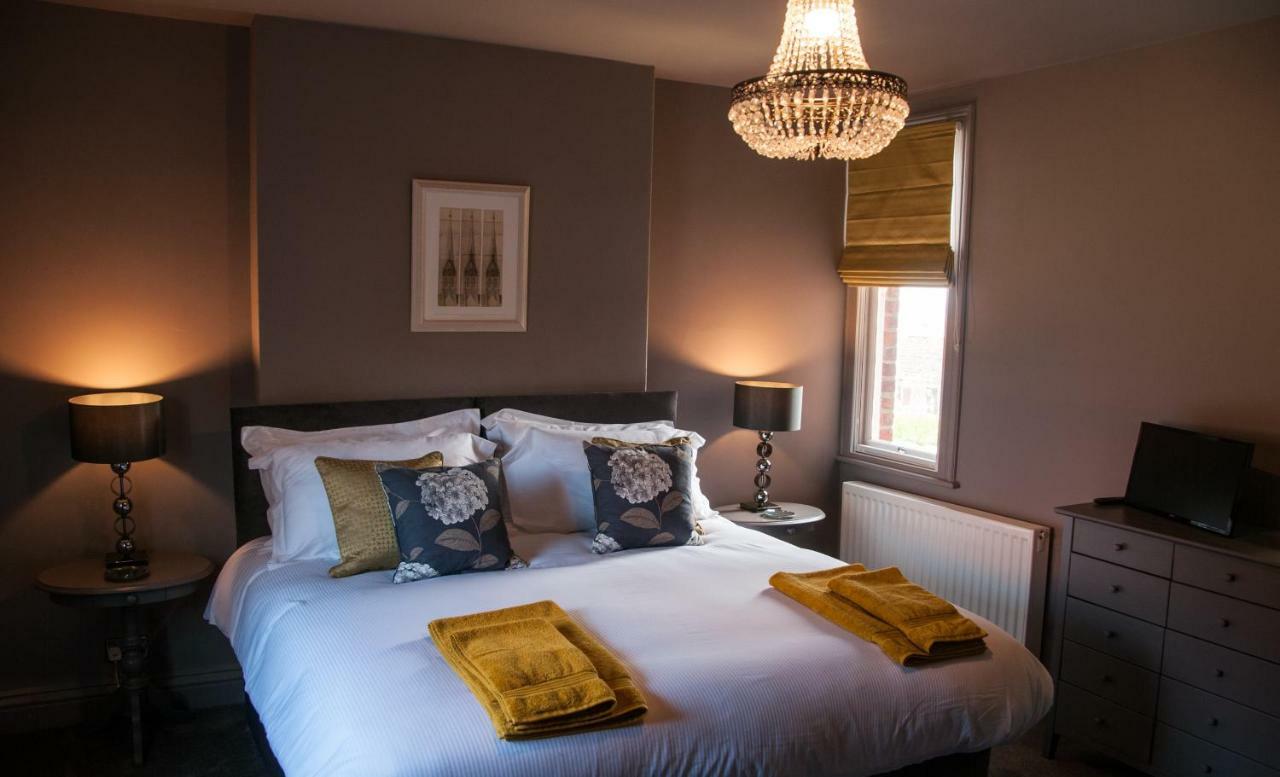 Aldersyde Bed & Breakfast Робин-Худс-Бей Экстерьер фото